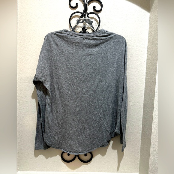 Nike Long sleeve Activewear Medium - Picture 2 of 4